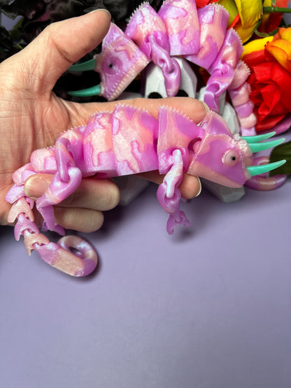 Leon - The Flamboyant Chameleon - Mythical Pets