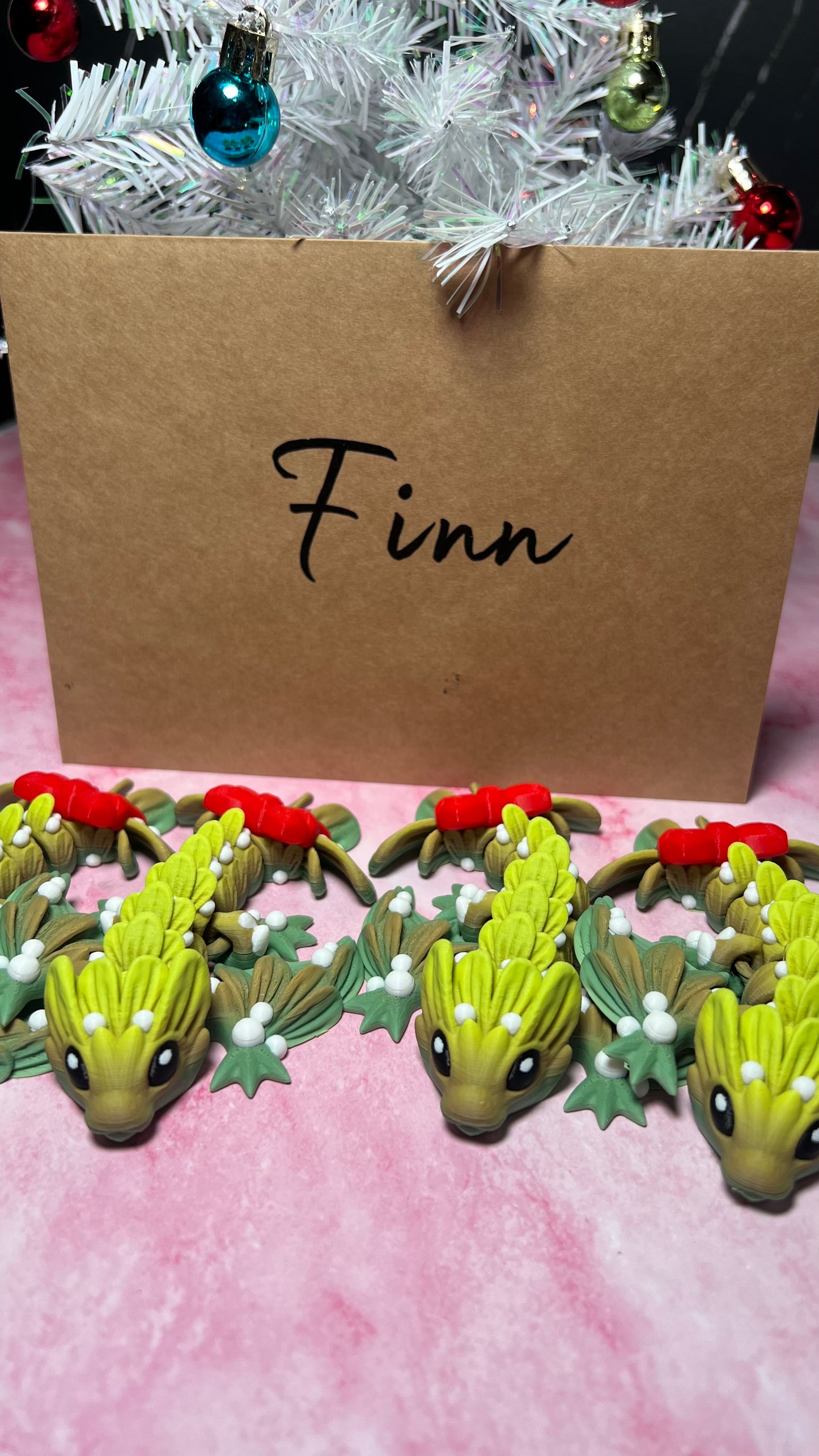 Finn - The Mistletoe Dragon - Mythical Pets