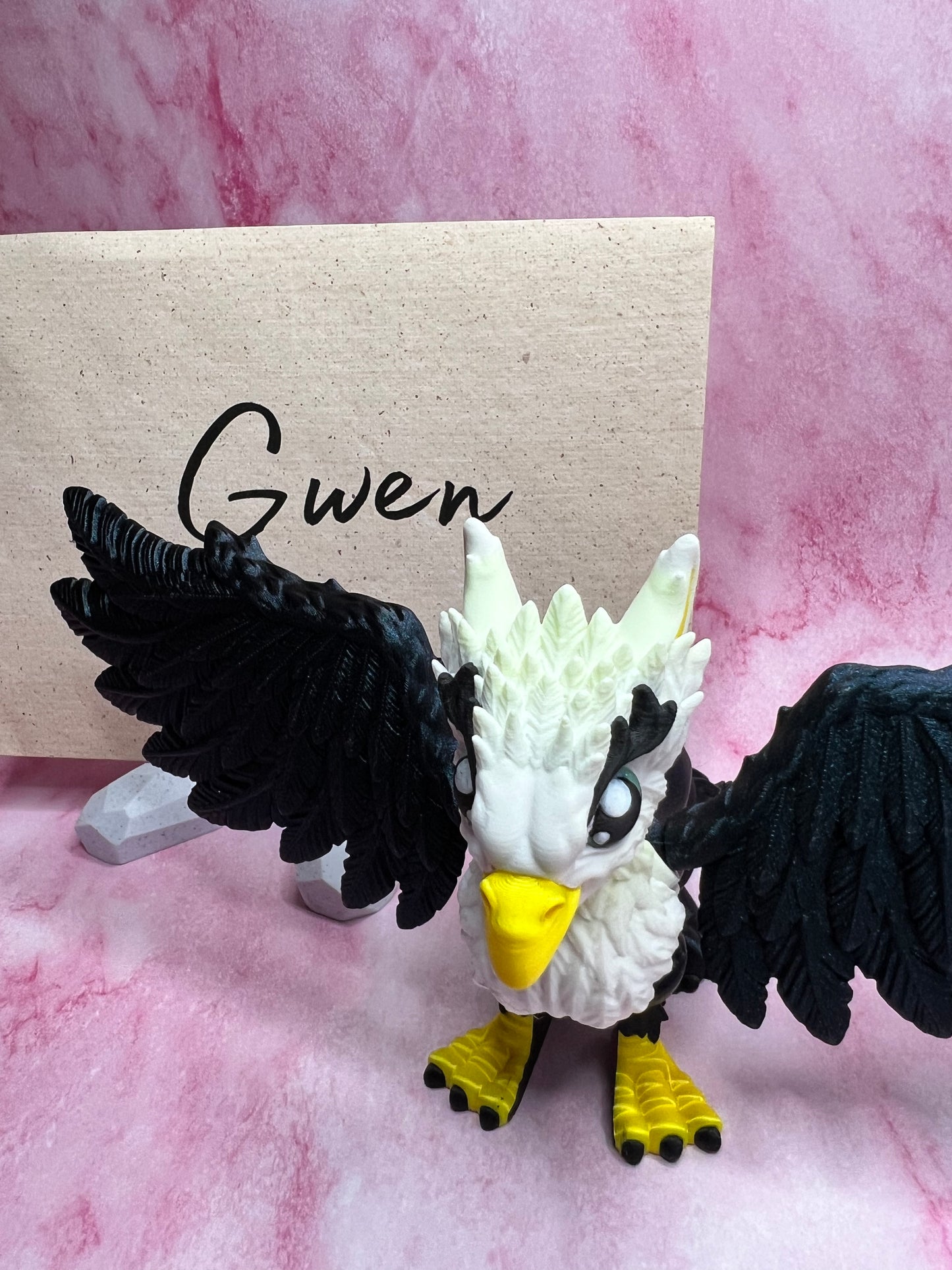 Gwen - The Gryphon - Mythical Pets