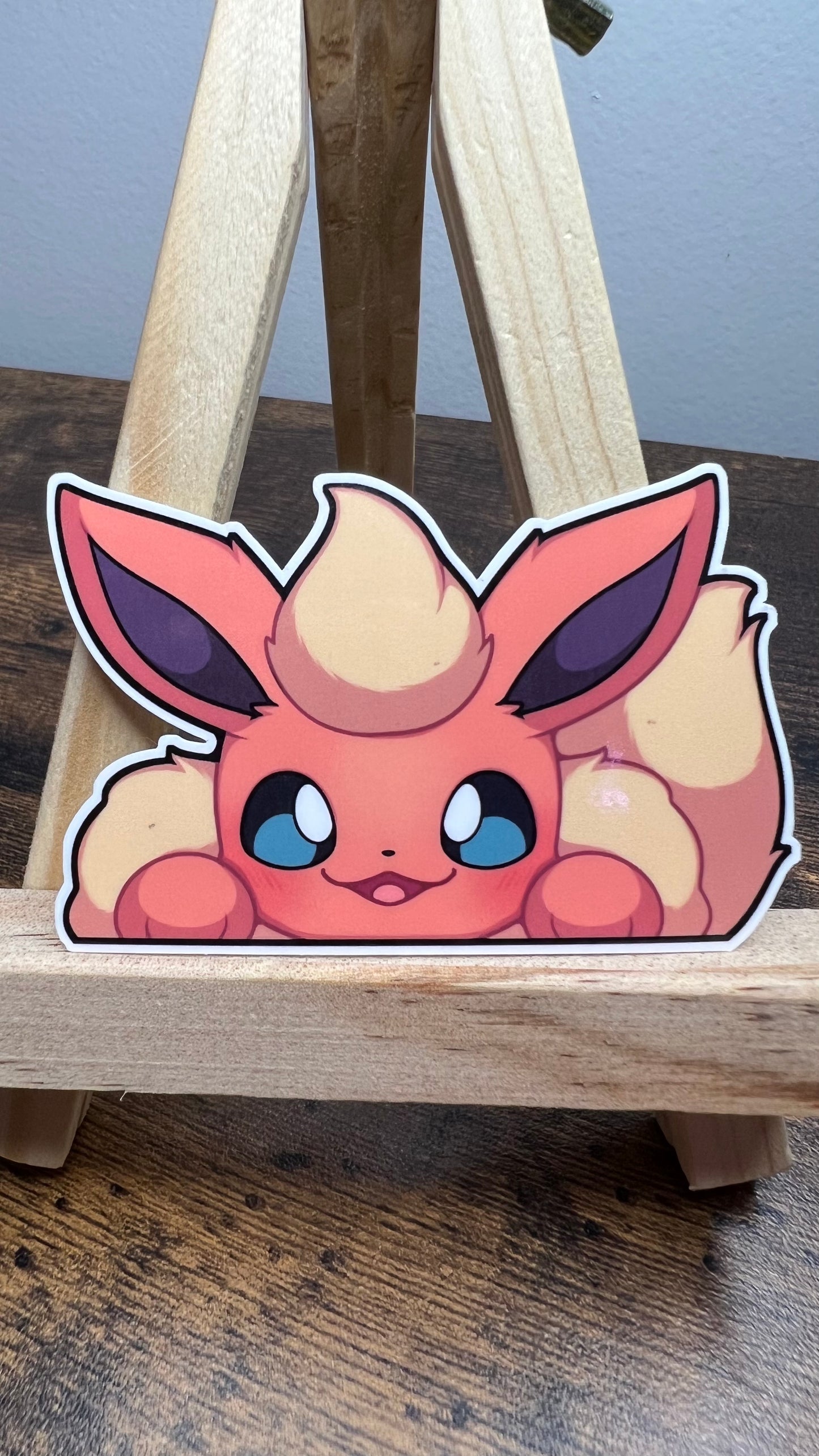 Peeker Flareon - Die Cut Sticker